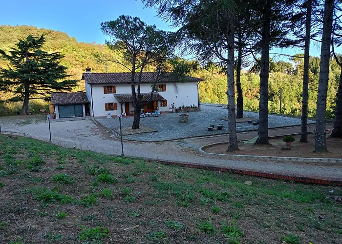 Alojamento de Acomodação e Pequeno-almoço Del Mugello 3*